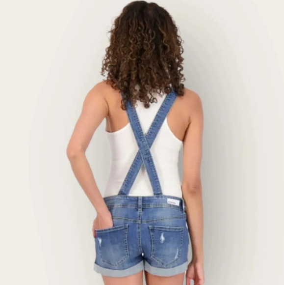 Dollhouse Distressed Cuffed Medium Wash Overalls Size Junior's 9 - Picture 2 of 11